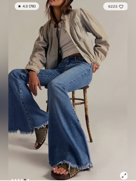We The Free Denim - NWT Free People We The Free Emre Low-Rise Flare Jeans Sz 32, In Blue Poppy
